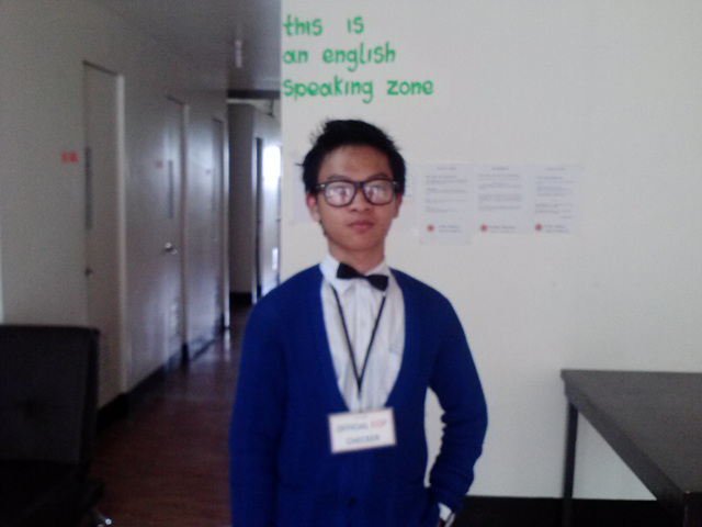 OEP ( only english policy) 전담티쳐,영어사용을 위한 감시전문 티쳐입니다.